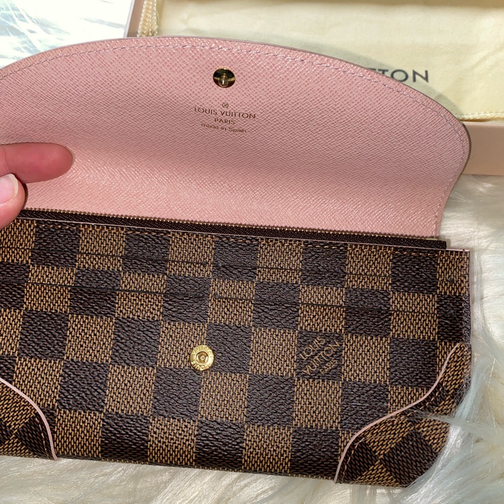 ⭐️Discontinued LV Caissa Wallet ⭐️ Pristine condition ⭐️ With tags - Picture 3 of 10